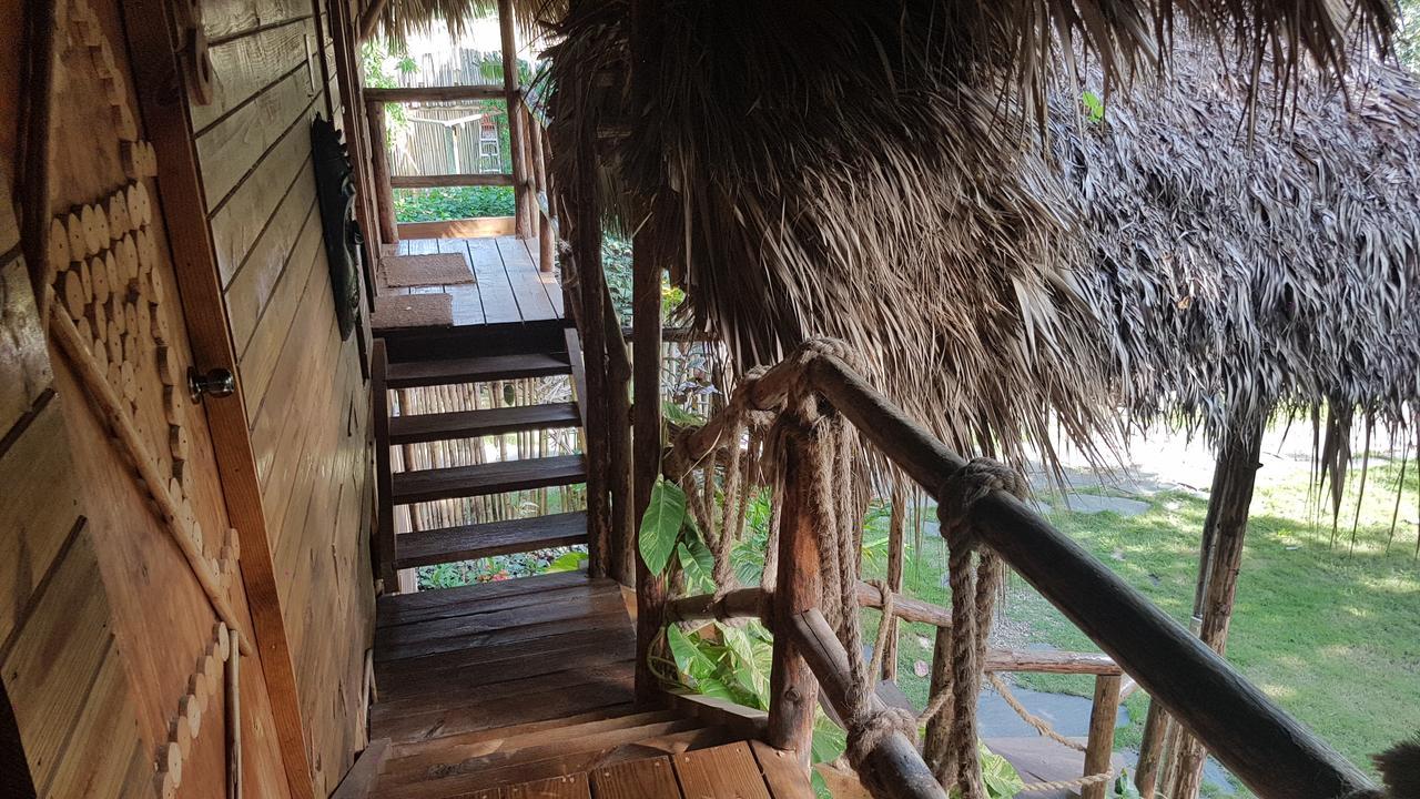 喀巴里特 卡巴雷特马拉维拉海滨生态小屋酒店 外观 照片
